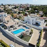 Sun Villa *